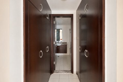 Apartment in Marina Tower, Dubai Marina, Dubai 1 bedroom, 89.84 sq.m. № 134059 - photo 3