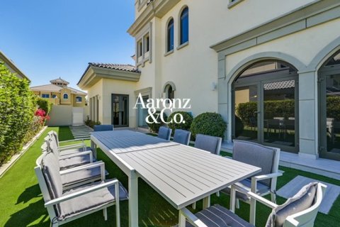 Снять в аренду виллу в Garden Homes Frond K, Пальма Джумейра, Дубай: 5 спален, 658м², № 113071 - фото 26