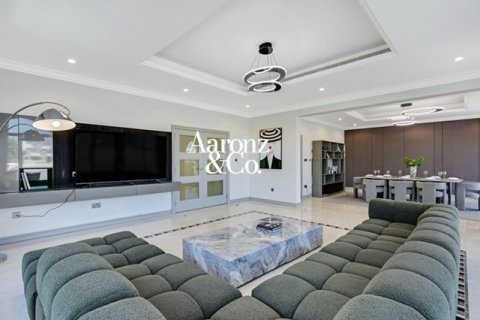 Вилла в Garden Homes Frond K, Пальма Джумейра, Дубай, 5 спален, 658м², № 113071