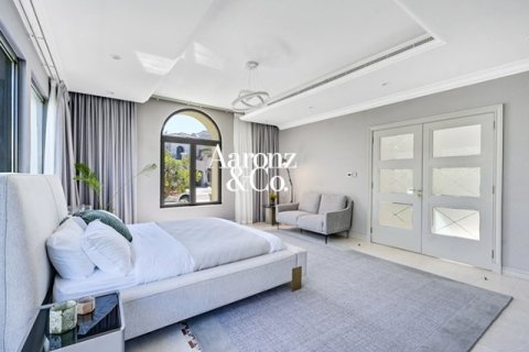 Снять в аренду виллу в Garden Homes Frond K, Пальма Джумейра, Дубай: 5 спален, 658м², № 113071 - фото 13