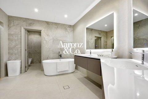 Снять в аренду виллу в Garden Homes Frond K, Пальма Джумейра, Дубай: 5 спален, 658м², № 113071 - фото 21