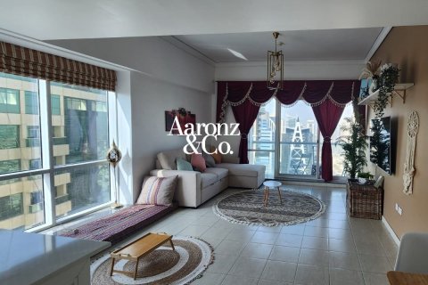 Apartamento en Jumeirah Lake Towers, Dubai, 1 dormitorio, 70 m², № 113070