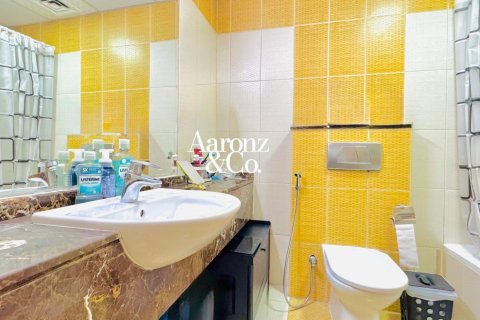 Apartamento en Dubai Marina, Dubai, 1 dormitorio, 66 m², № 113069 - foto 8