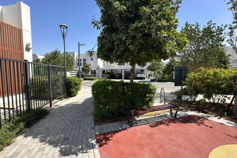 Townhouse in Arabella Townhouses, Mudon, Dubai 3 bedrooms, 160 sq.m. № 59314 - photo 23