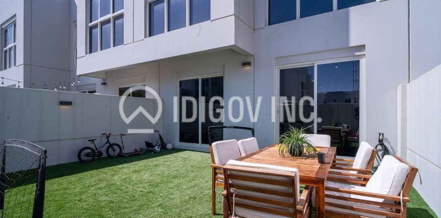 Townhouse in Arabella Townhouses, Mudon, Dubai 3 bedrooms, 160 sq.m. № 59314