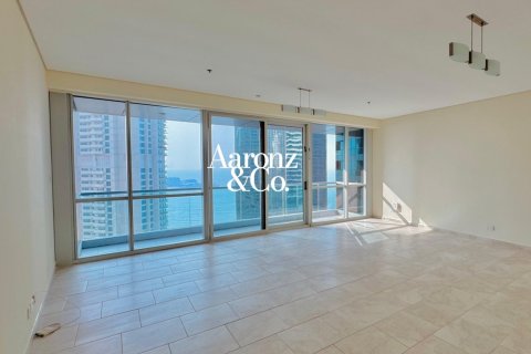 Apartment in Jumeirah Beach Residence, Dubai 3 bedrooms, 242 sq.m. № 123436 - photo 25