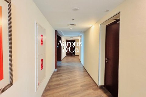 Apartment in Jumeirah Beach Residence, Dubai 3 bedrooms, 242 sq.m. № 123436 - photo 15