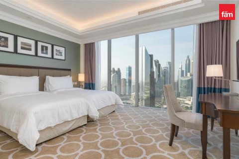Apartment in Downtown Dubai (Downtown Burj Dubai), Dubai 4 bedrooms, 269.5 sq.m. № 123432 - photo 17
