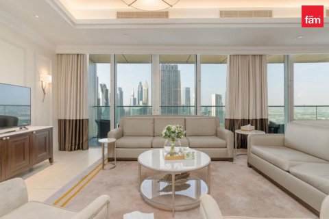 Apartment in Downtown Dubai (Downtown Burj Dubai), Dubai 4 bedrooms, 269.5 sq.m. № 123432 - photo 3