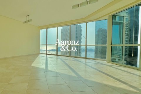 Apartment in Jumeirah Beach Residence, Dubai 4 bedrooms, 320 sq.m. № 123435 - photo 3