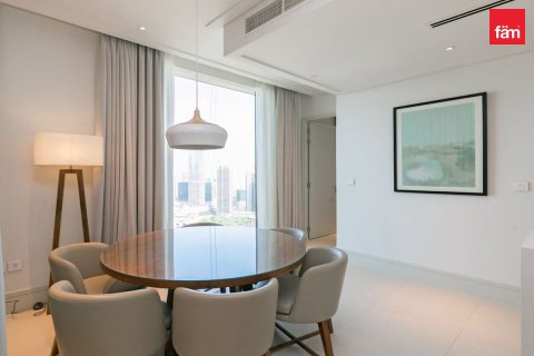 Apartamento en Downtown Dubai (Downtown Burj Dubai), Dubai, 2 dormitorios, 152.4 m², № 11709 - foto 2