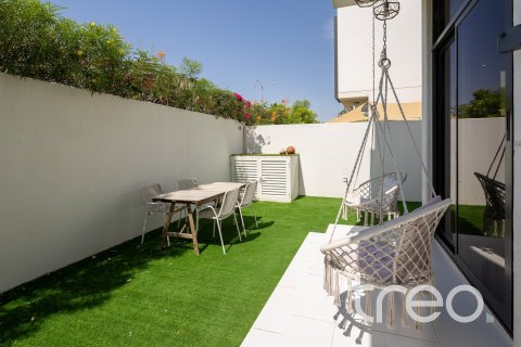 Townhouse in Dubai 3 bedrooms, 174.84 sq.m. № 120203 - photo 3