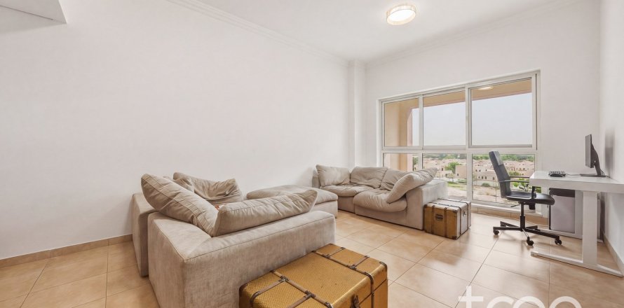 Apartamento en Dubai Sports City, Dubai, 2 dormitorios, 126.63 m², № 120208