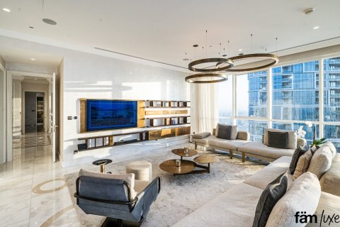 Купить квартиру в Дубае: 5 спален, 566.7м², № 7770 - фото 24