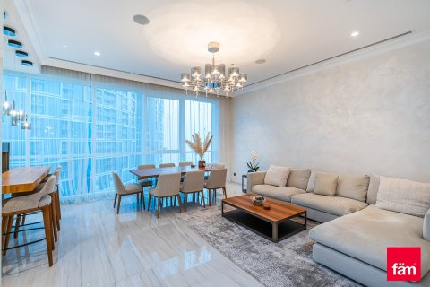 Купить квартиру в Дубае: 5 спален, 566.7м², № 7770 - фото 26