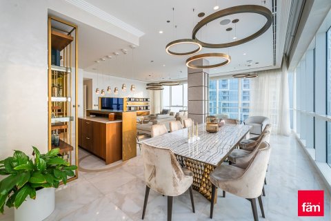 Купить квартиру в Дубае: 5 спален, 566.7м², № 7770 - фото 22