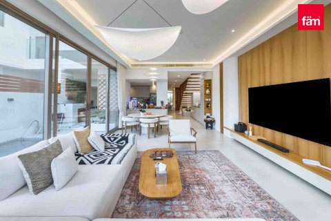 Villa in Al Furjan, Dubai 4 bedrooms, 301.9 sq.m. № 50020 - photo 3