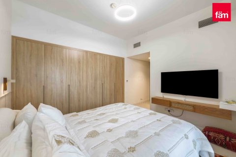 Villa in Al Furjan, Dubai 4 bedrooms, 301.9 sq.m. № 50020 - photo 15