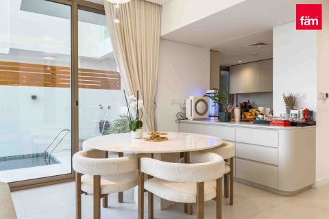 Villa in Al Furjan, Dubai 4 bedrooms, 301.9 sq.m. № 50020 - photo 6