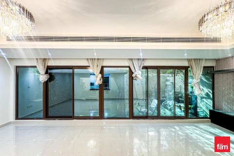 Townhouse in Meydan, Dubai 4 bedrooms, 218 sq.m. № 109411 - photo 11