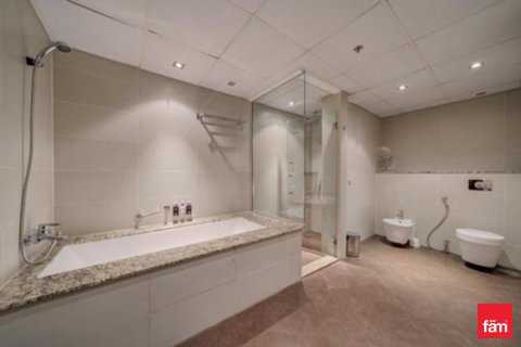 Apartamento en Palm Jumeirah, Dubai, 1 dormitorio, 107.6 m², № 109408 - foto 4