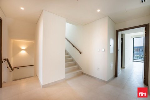 Villa en Dubai, 4 dormitorios, 383.5 m², № 109407 - foto 13