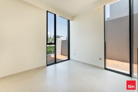 Villa en Dubai, 4 dormitorios, 383.5 m², № 109407 - foto 10