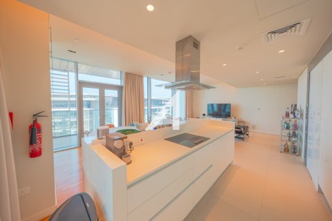 Apartment in Bluewaters Residences, Bluewaters, Dubai 3 bedrooms, 190 sq.m. № 58085 - photo 5