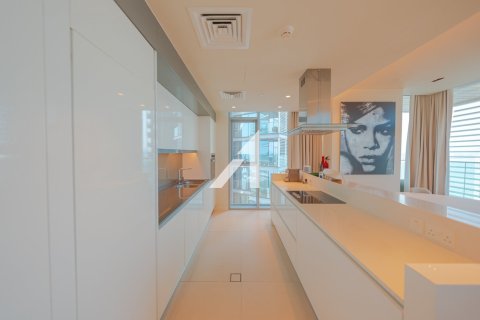 Apartment in Bluewaters Residences, Bluewaters, Dubai 3 bedrooms, 190 sq.m. № 58085 - photo 4
