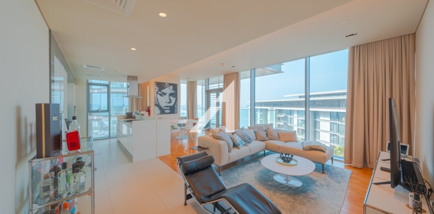 Apartment in Bluewaters Residences, Bluewaters, Dubai 3 bedrooms, 190 sq.m. № 58085