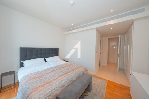 Apartment in Bluewaters Residences, Bluewaters, Dubai 3 bedrooms, 190 sq.m. № 58085 - photo 13