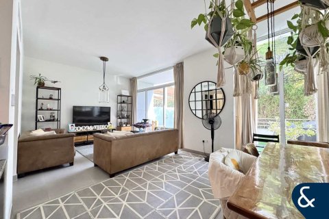 Maison de ville à Arabella Townhouses, Mudon, Dubai, 3 chambres, 276 m², № 76354 - photo 1