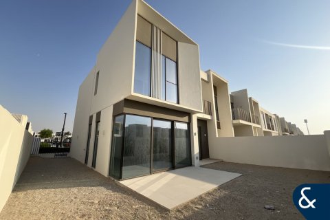 Townhouse in The Valley, Dubai 4 bedrooms, 258 sq.m. № 76352 - photo 1