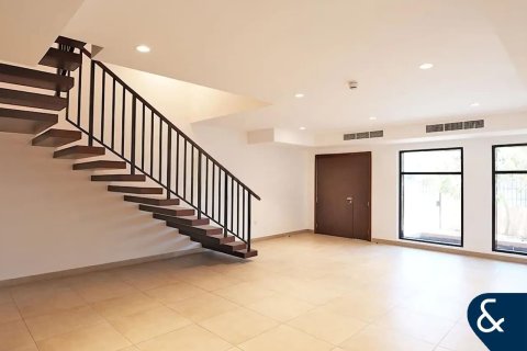 Villa in Jumeirah Village Circle, Dubai 4 bedrooms, 256 sq.m. № 76355 - photo 3