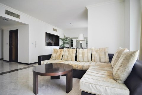Apartamento en Jumeirah Beach Residence, Dubai, 2 dormitorios, 136 m², № 6590 - foto 2