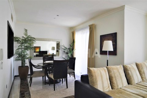 Apartamento en Jumeirah Beach Residence, Dubai, 2 dormitorios, 136 m², № 6590 - foto 1