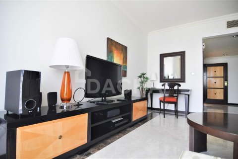 Apartamento en Jumeirah Beach Residence, Dubai, 2 dormitorios, 136 m², № 6590 - foto 3