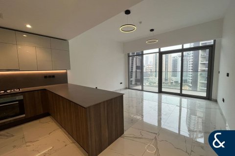 Apartamento en Business Bay, Dubai, 1 dormitorio, 91 m², № 78605 - foto 1
