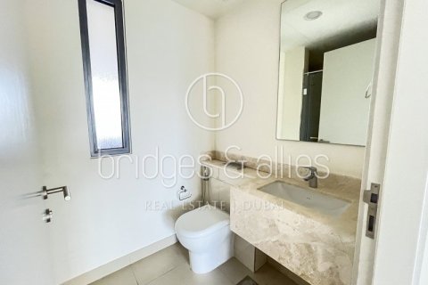 Villa in Dubai Hills Estate, Dubai 5 bedrooms, 254.1 sq.m. № 42829 - photo 3