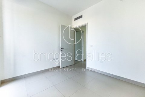 Villa in Dubai Hills Estate, Dubai 5 bedrooms, 254.1 sq.m. № 42829 - photo 16