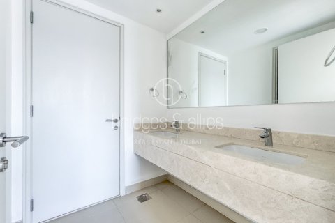 Снять в аренду виллу в Дубай Хилс Эстейт, Дубай: 4 спальни, 283.2м², № 42823 - фото 21