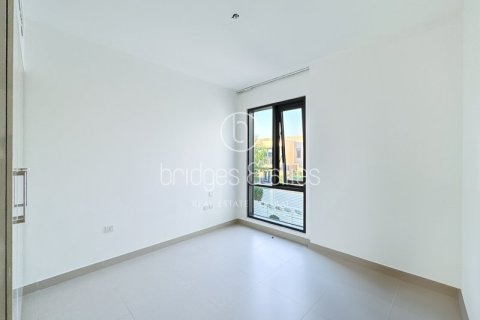 Снять в аренду виллу в Дубай Хилс Эстейт, Дубай: 4 спальни, 283.2м², № 42823 - фото 16