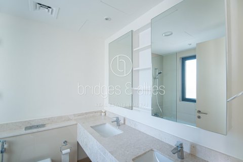 Villa in Dubai Hills Estate, Dubai 3 bedrooms, 199.2 sq.m. № 42828 - photo 29