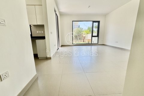 Villa in Dubai Hills Estate, Dubai 3 bedrooms, 199.2 sq.m. № 42828 - photo 4