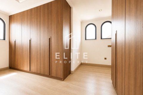 Villa in Palm Jumeirah, Dubai studio, 665 sq.m. № 121479 - photo 4