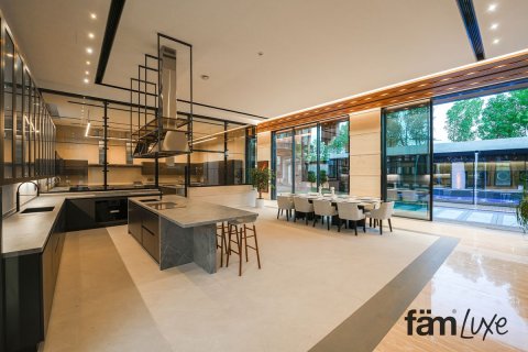 Villa en Umm Al Sheif, Dubai, 5 dormitorios, 1393.5 m², № 77055 - foto 7