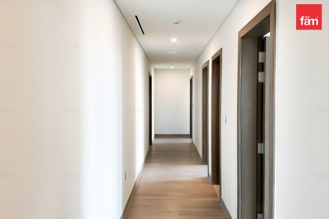 Снять в аренду квартиру в Дубае: 2 спальни, 112.7м², № 77052 - фото 4