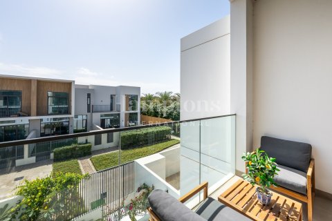 Villa in Ruba, Arabian Ranches 3, Dubai 3 bedrooms, 144.83949312 sq.m. № 114688 - photo 6