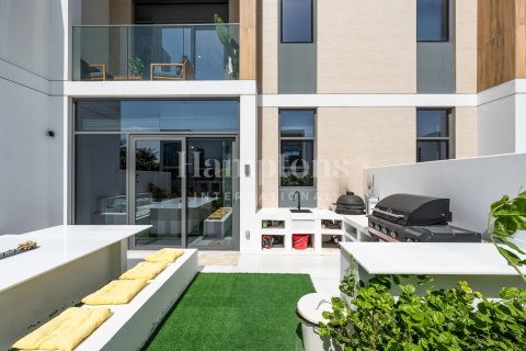 Villa in Ruba, Arabian Ranches 3, Dubai 3 bedrooms, 144.83949312 sq.m. № 114688 - photo 16