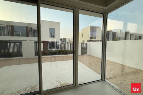 Villa in Dubai 4 bedrooms, 257.5 sq.m. № 49875 - photo 9